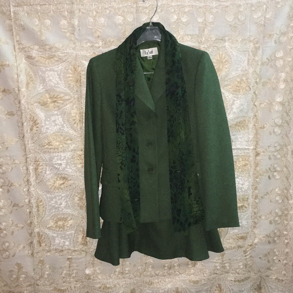 Jacket and skirt suit